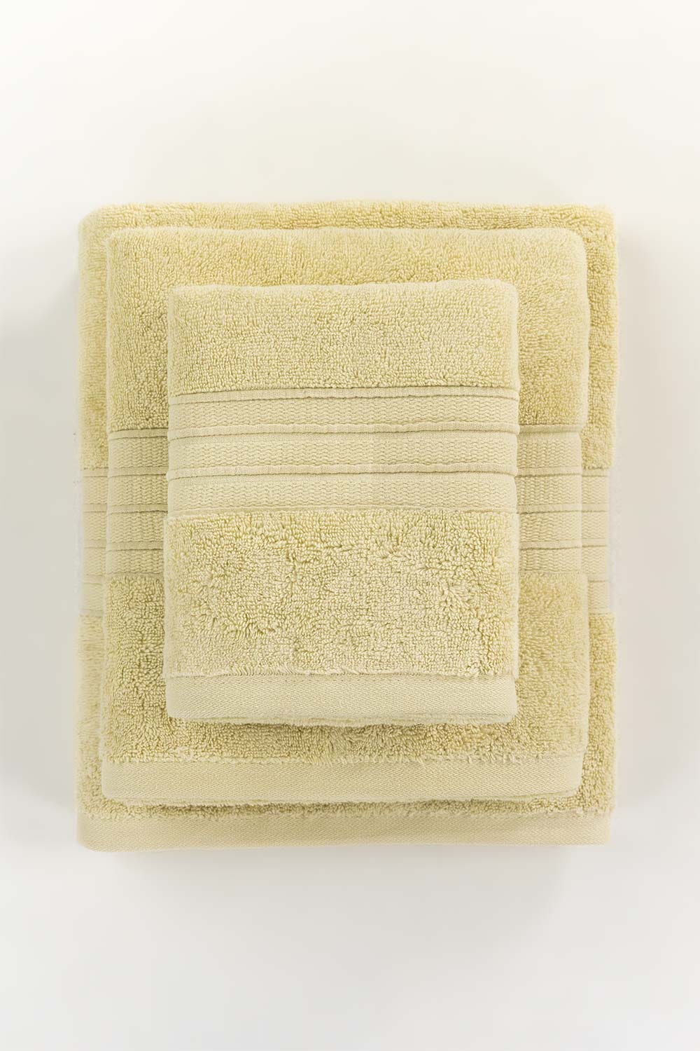 Yellow Zero Twist Towel 550 G