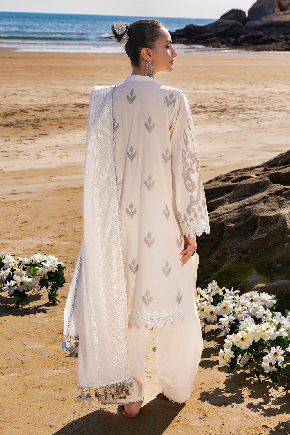3 Piece Unstitched Embroidered Jacquard Suit with Zari Paper Cotton Dupatta MJ-52003